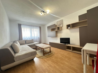 Apartament 2 camere, decomandat, Str. Semaforului