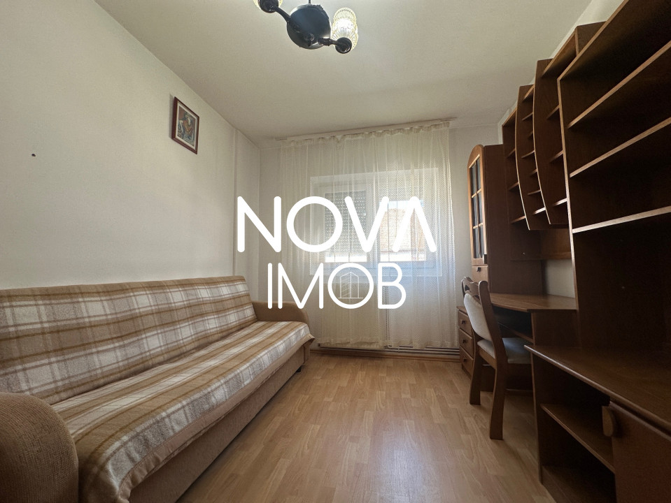 Apartament 3 camere, decomandat  - Str. Siretului