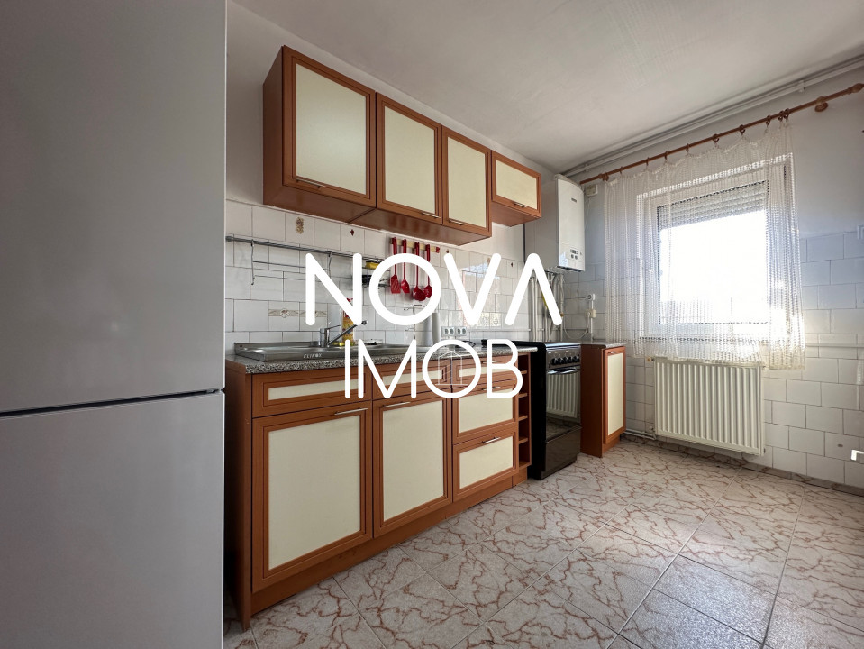 Apartament 3 camere, decomandat  - Str. Siretului