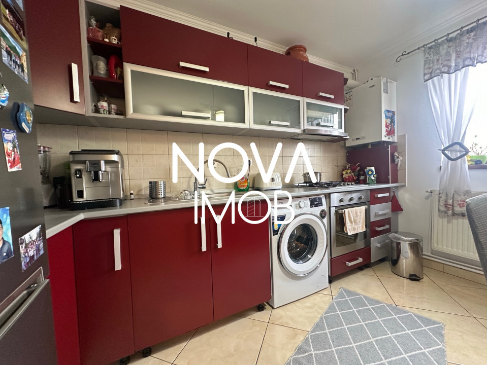 Apartament 4 camere tip mansarda - Str. Nicolae Iorga