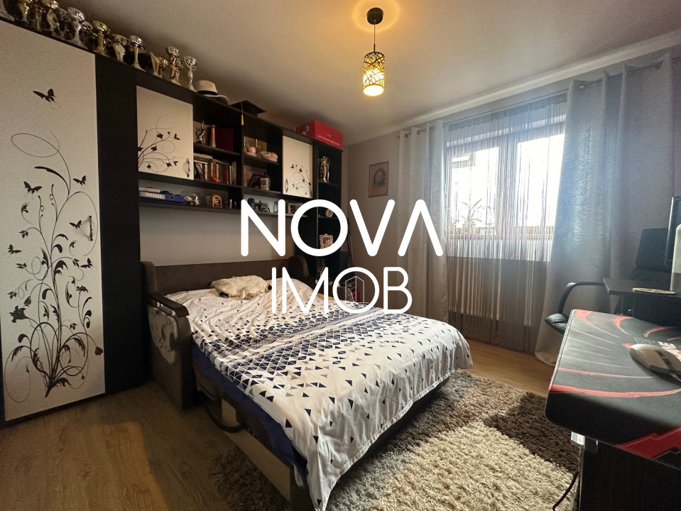 Apartament 4 camere tip mansarda - Str. Nicolae Iorga