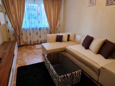 Apartament 3 camere de inchiriat - Vasile Aaron