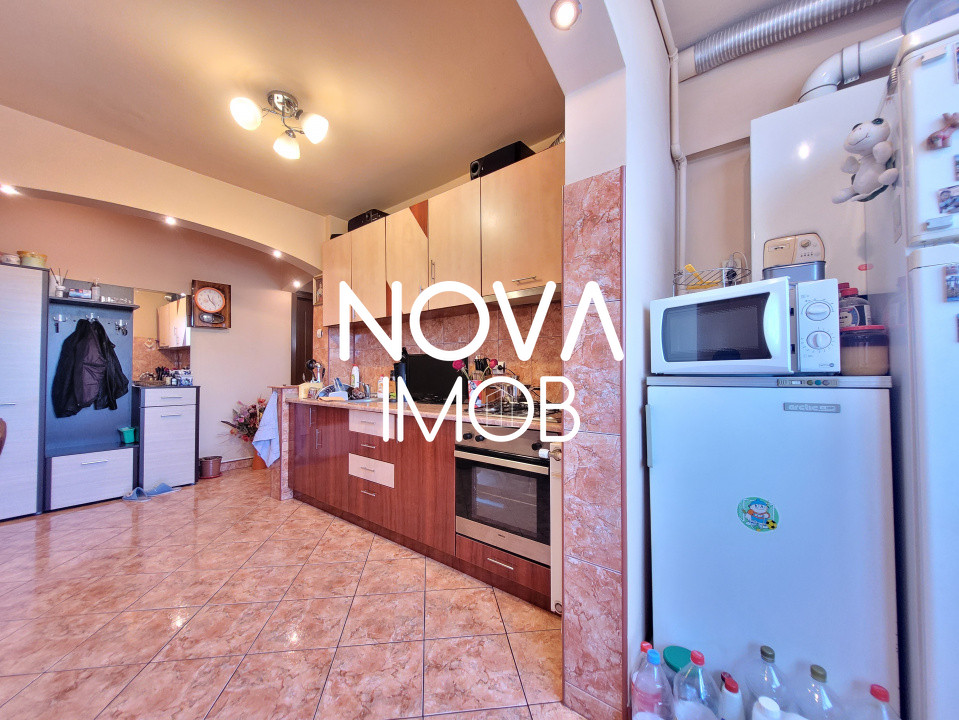 Apartament 2 camere, decomandat cu balcon - Semaforului