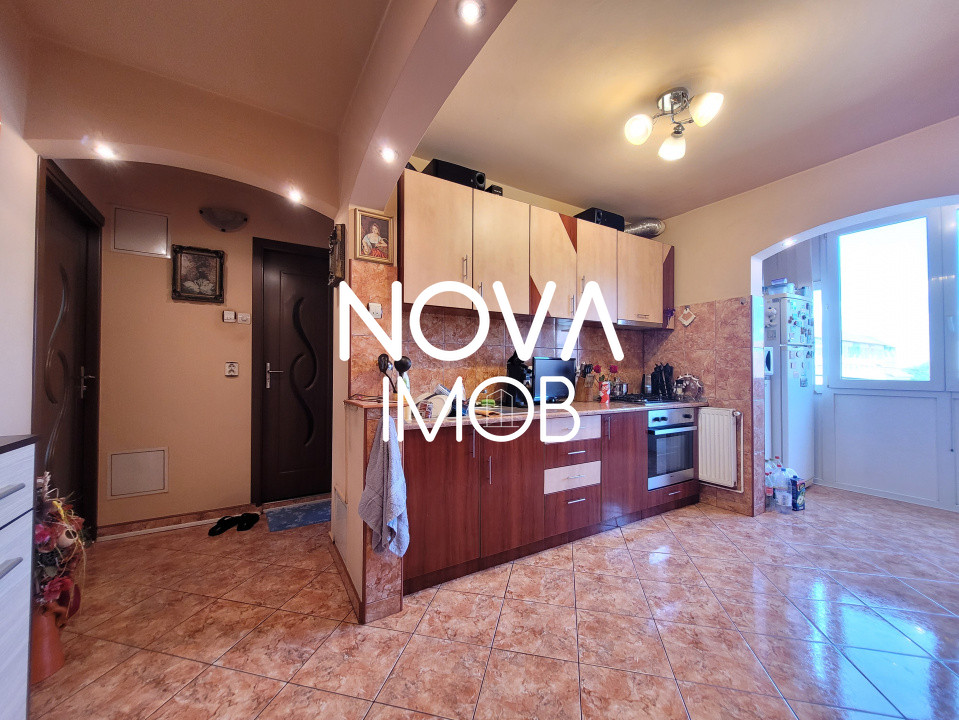 Apartament 2 camere, decomandat cu balcon - Semaforului