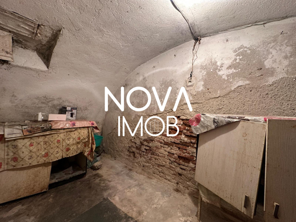 Apartament 2 camere + teren + garaj, Str. 9 Mai
