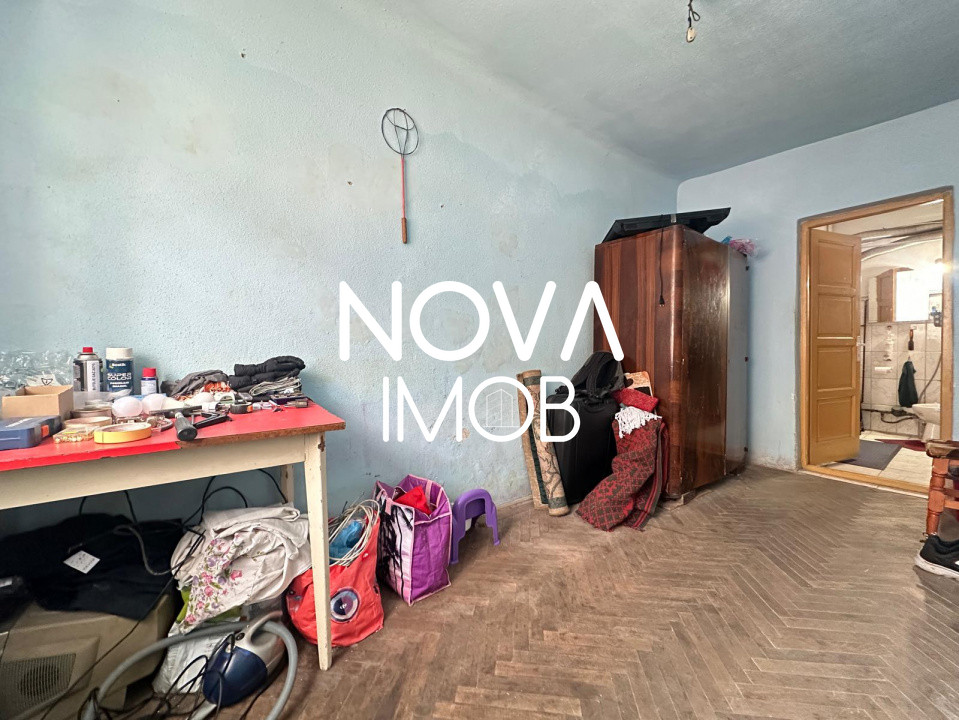 Apartament 2 camere + teren + garaj, Str. 9 Mai