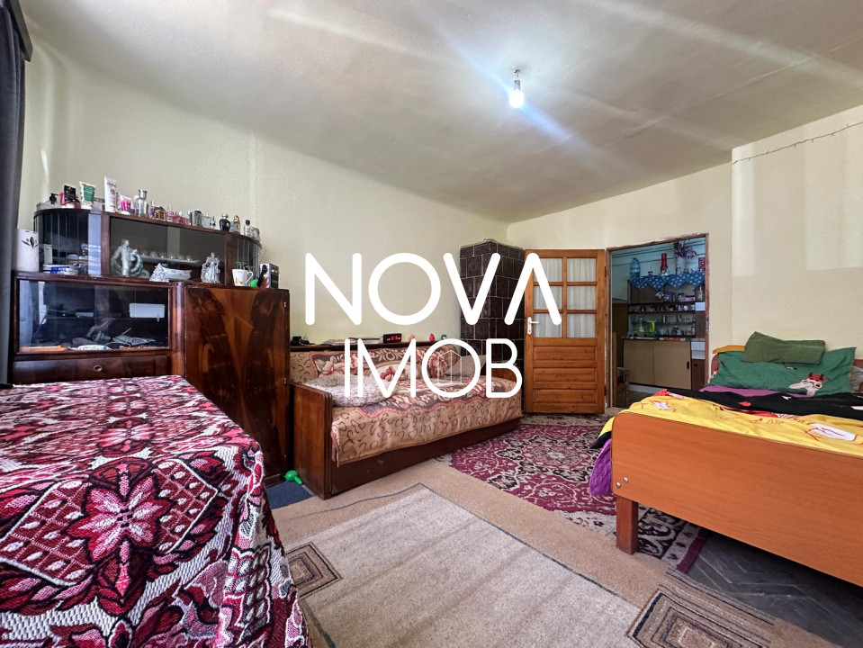 Apartament 2 camere + teren + garaj, Str. 9 Mai
