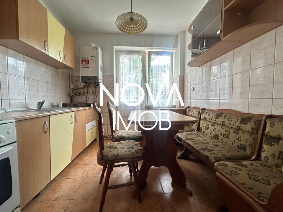 Apartament de inchiriat 2 camere, etaj intermediar, str Rusciorului