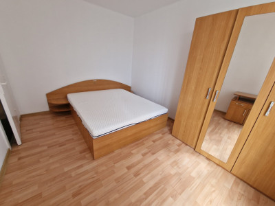Apartament de inchiriat 2 camere, etaj intermediar, str Rusciorului