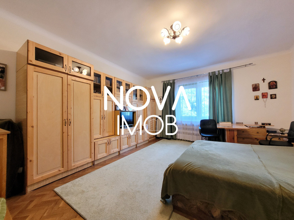 Casa tip duplex (2 apartamente + spatiu comercial) - Parcul Sub Arini - Goga
