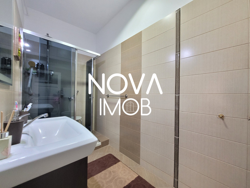 Casa tip duplex (2 apartamente + spatiu comercial) - Parcul Sub Arini - Goga