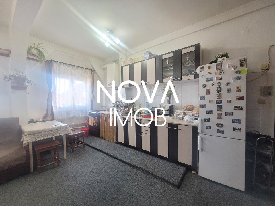 Apartament tip mansarda cu balcon, mobilat-utilat, Valea Aurie