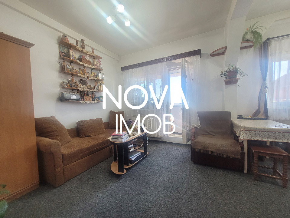 Apartament tip mansarda cu balcon, mobilat-utilat, Valea Aurie
