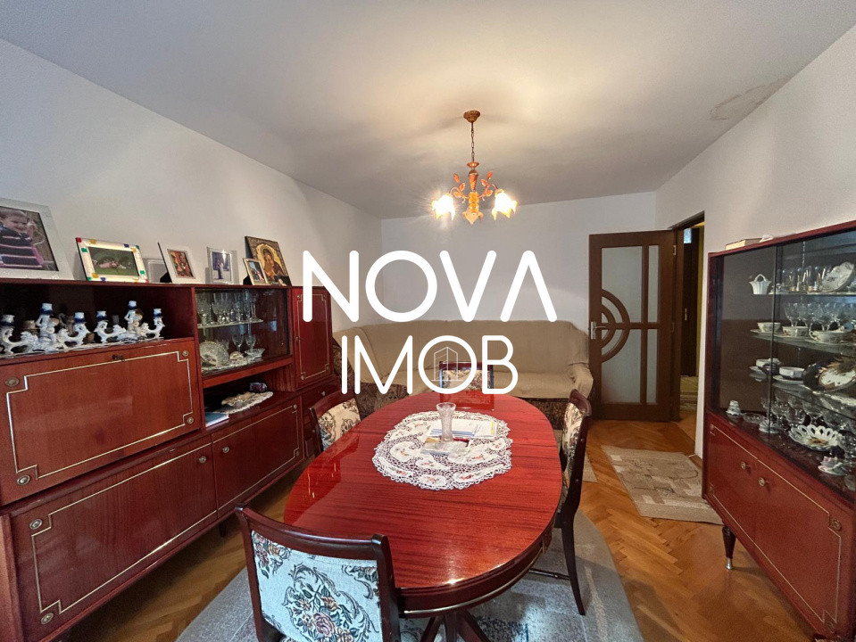 Apartament 4 camere - 2 bai, etaj intermediar - Strand