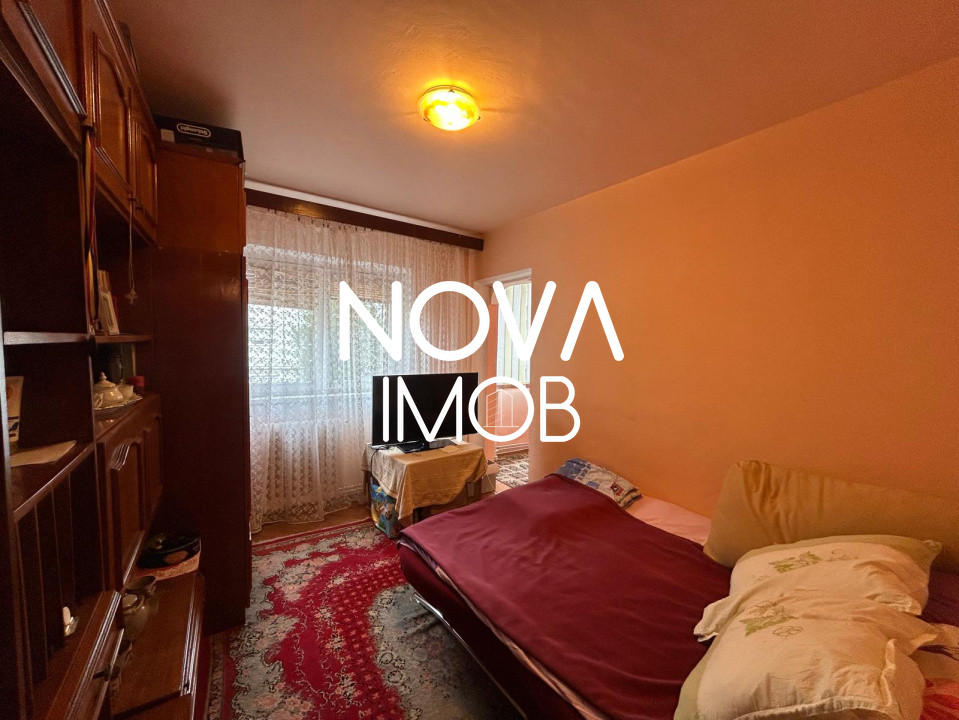 Apartament 4 camere - 2 bai, etaj intermediar - Strand