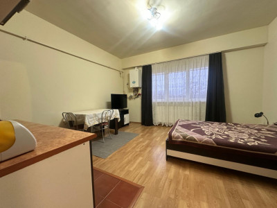 Garsoniera de inchiriat - Zona Strand