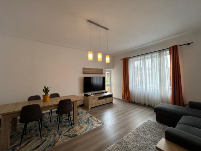 Apartament pet friendly 4 camere, 2 bai, garaj - Teatrul Radu Stanca