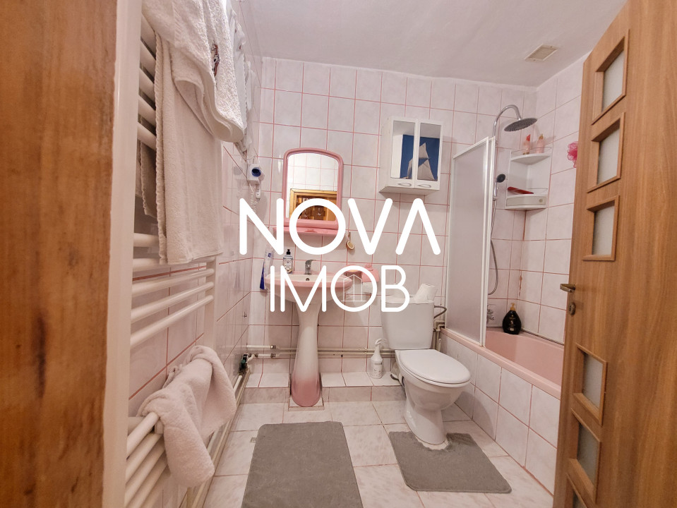 De inchiriat apartament la casa - 3 camere, Central - Orasul de Jos