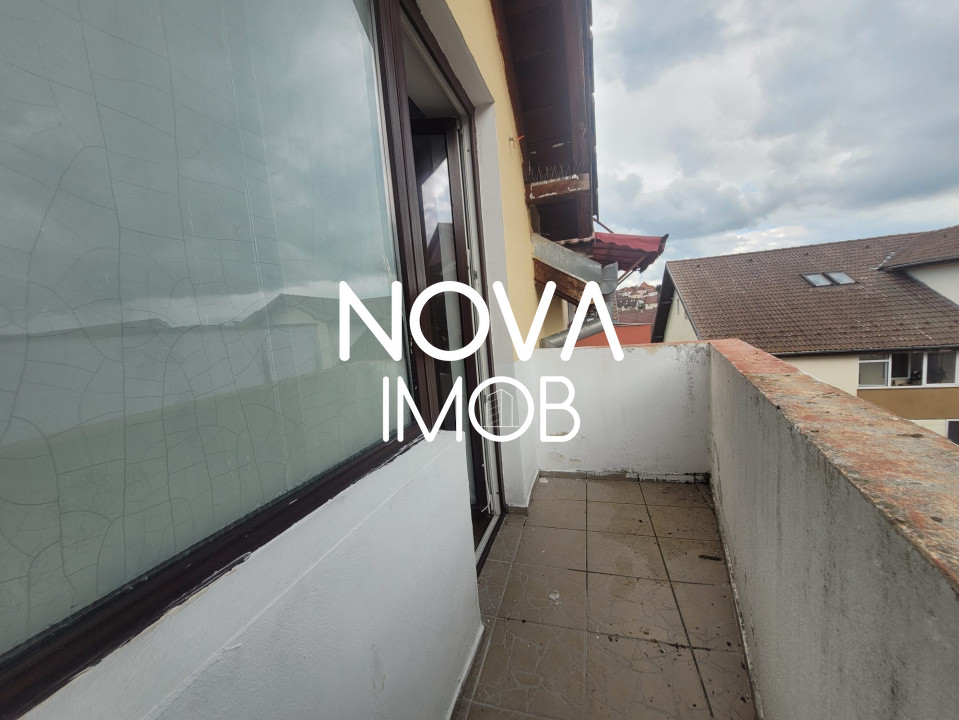 Apartament 3 camere, tip mansarda pe un singur nivel - Strand