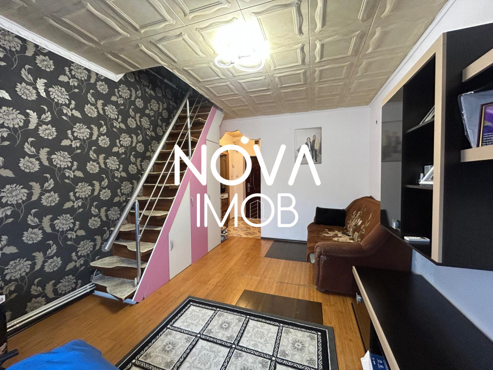 Apartament tip mansarda, 3 camere, mobilat si utilat