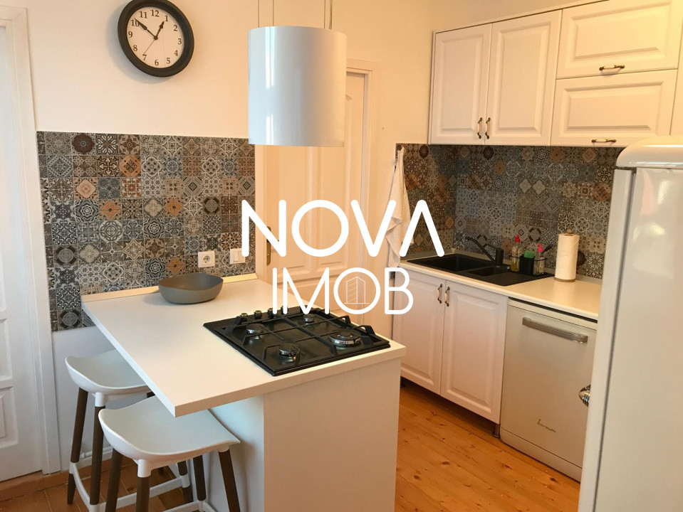 Apartament 3 camere de vanzare, Piata Armelor, Sibiu