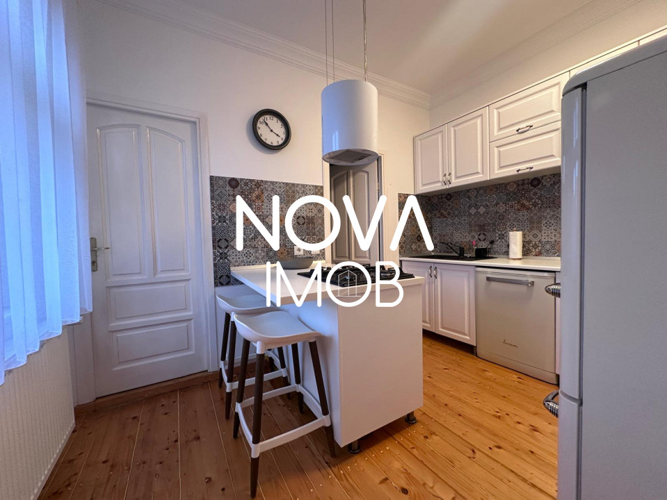 Apartament 3 camere de vanzare, Piata Armelor, Sibiu