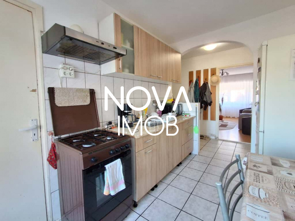 Apartament 3 camere de inchiriat, Str. Abatorului