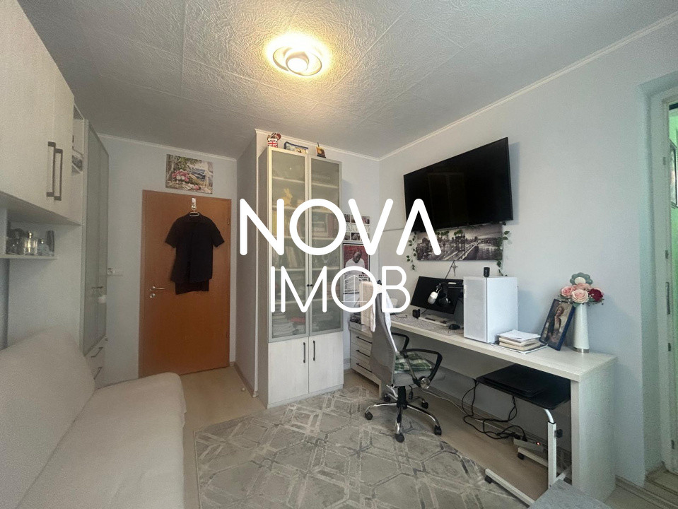 Apartament 2 camere, decomandat, mobilat si utilat, loc de parcare