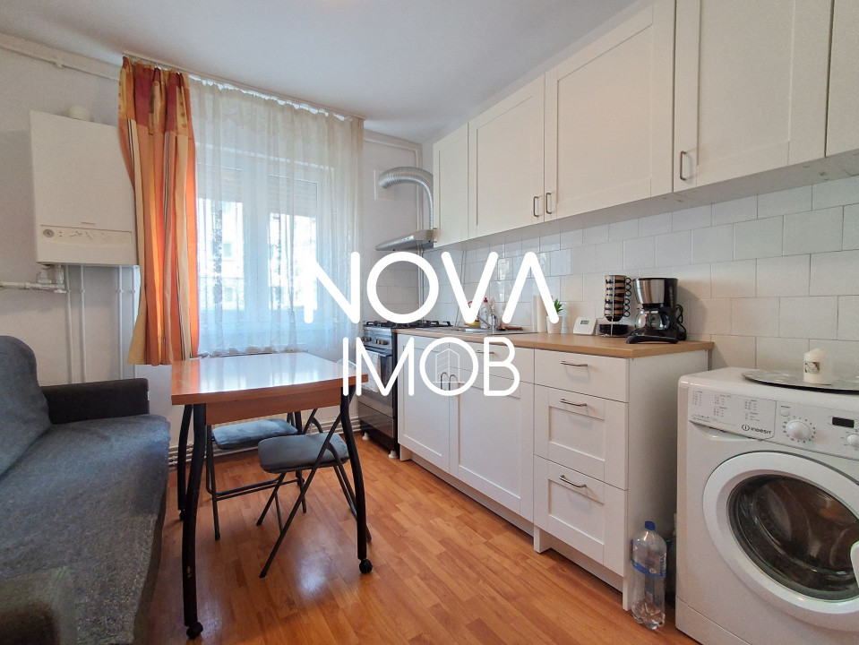 Garsoniere de inchiriat Vasile Aaron - Str. Semaforului