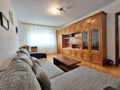 Apartament 2 camere, decomandat, Vasile Aaron