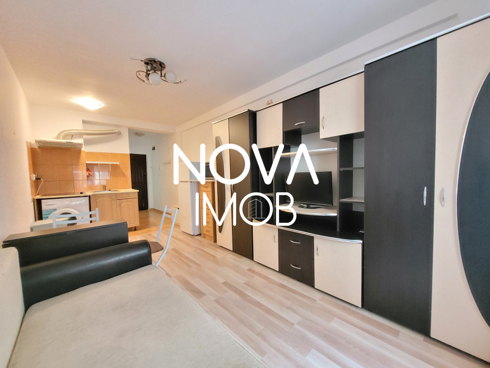 Garsoniera renovata zona Stefan cel Mare Etaj 3/7