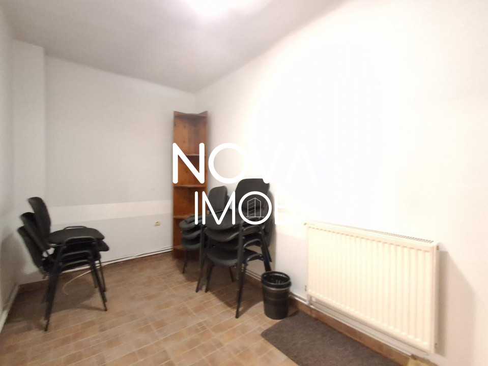 Apartament 4 camere de vanzare, Central