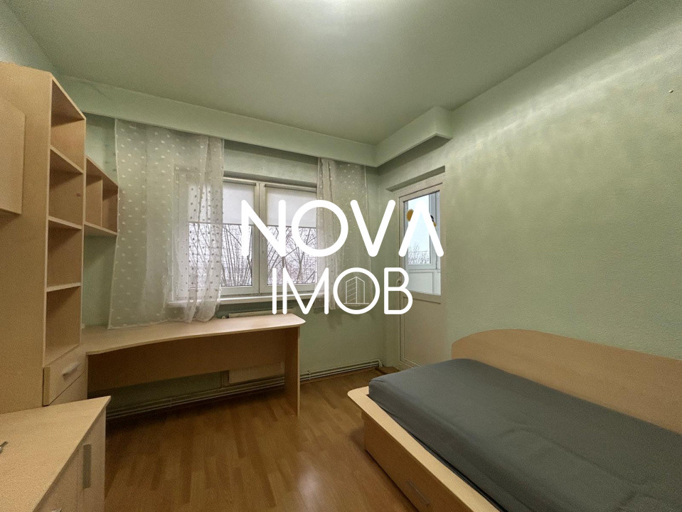 Apartament 4 camere - 2 bai, etaj intermediar - Strand