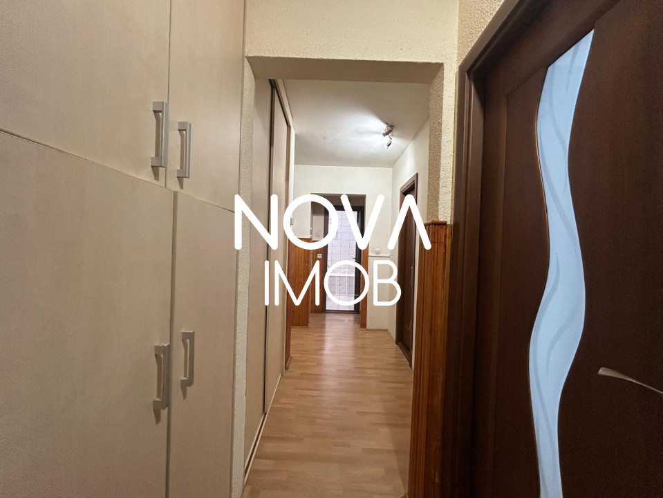 Apartament 4 camere - 2 bai, etaj intermediar - Strand