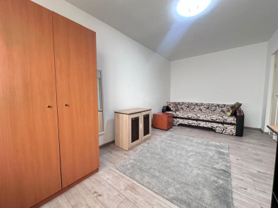 Garsoniera de inchiriat, parter, Strada Siretului