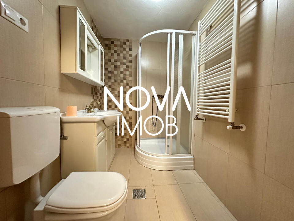 Casa individuala  - vedere spre padure - Parcul Sub Arini 