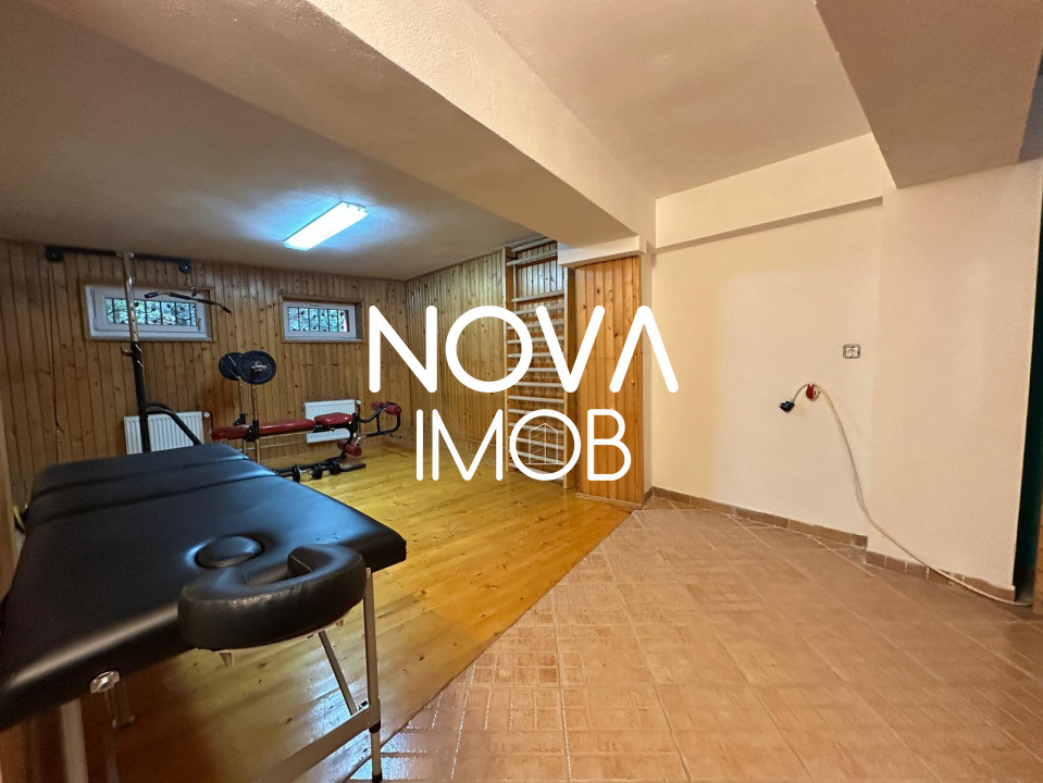 Casa individuala  - vedere spre padure - Parcul Sub Arini 