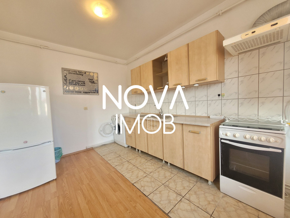 Apartament 2 camere, Scoala de Inot