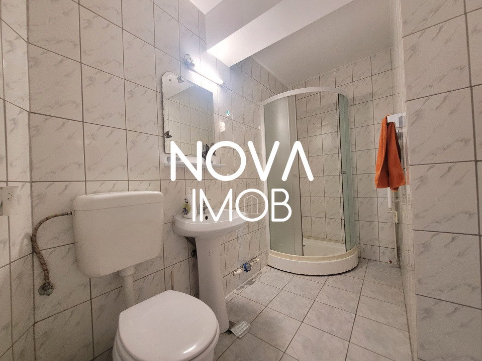 Apartament 2 camere, Scoala de Inot