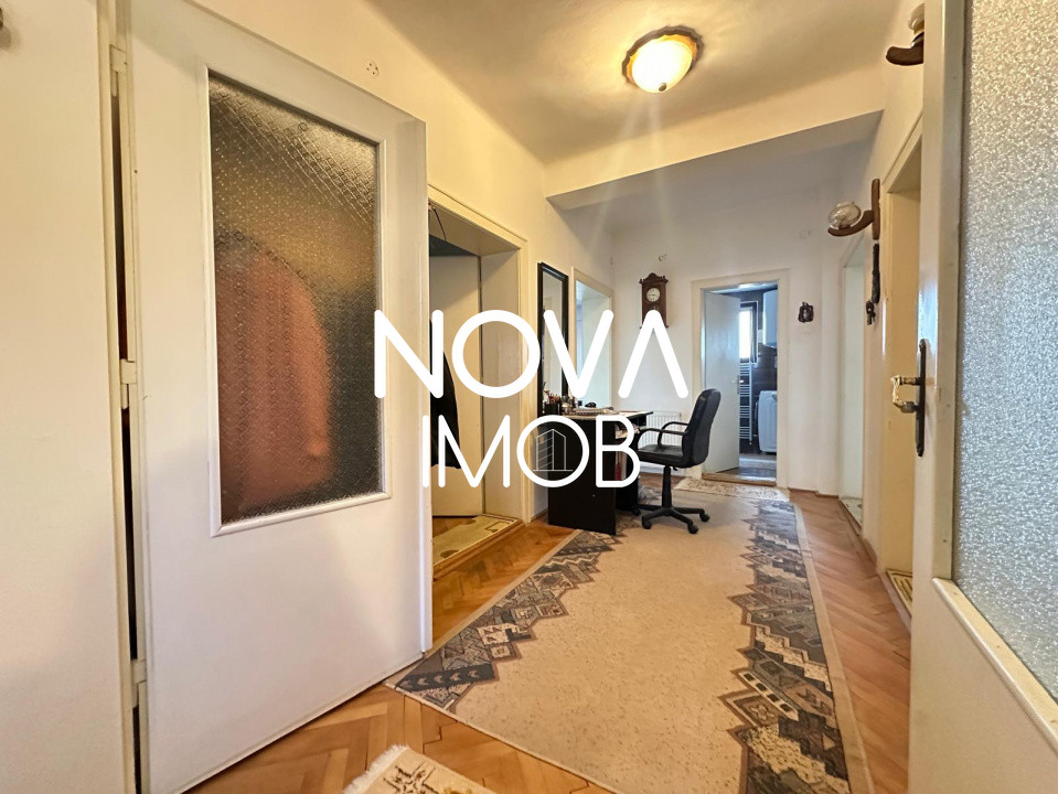 Casa cu deschidere la 2 strazi - Zona Calea Poplacii