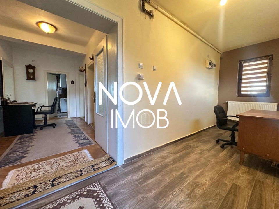 Casa cu deschidere la 2 strazi - Zona Calea Poplacii