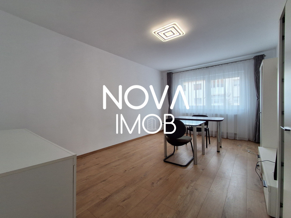 Apartament 2 camere, decomandat - Strand