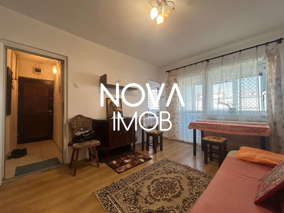 Garsoniera de inchiriat Valea Aurie,