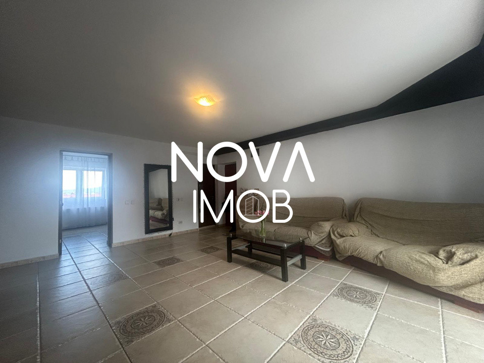 Apartament spatios 3 camere, loc de parcare, cartier privat, zona Kogalniceanu