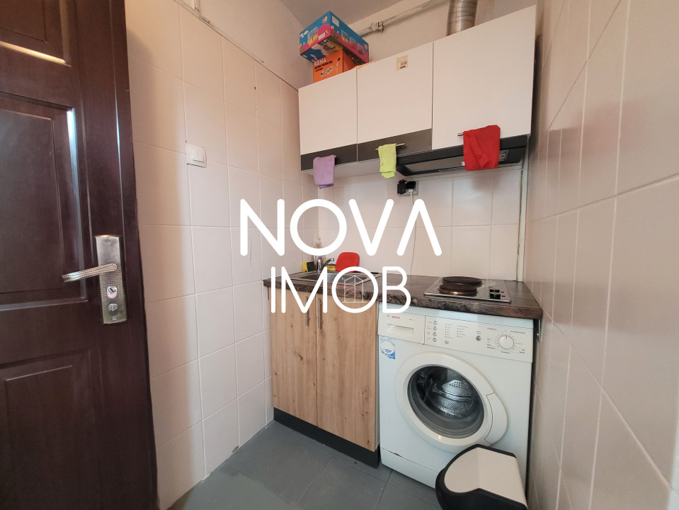 Garsoniera de inchiriat. Str. Vasile Aaron