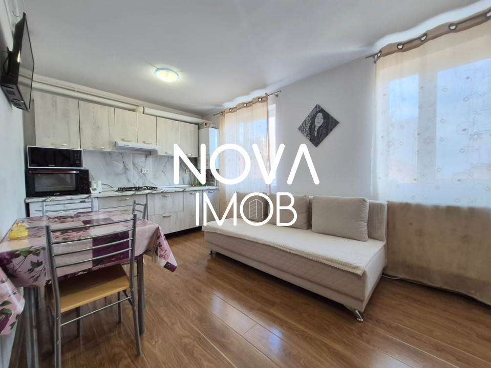 Apartament tip mansarda - Semaforului