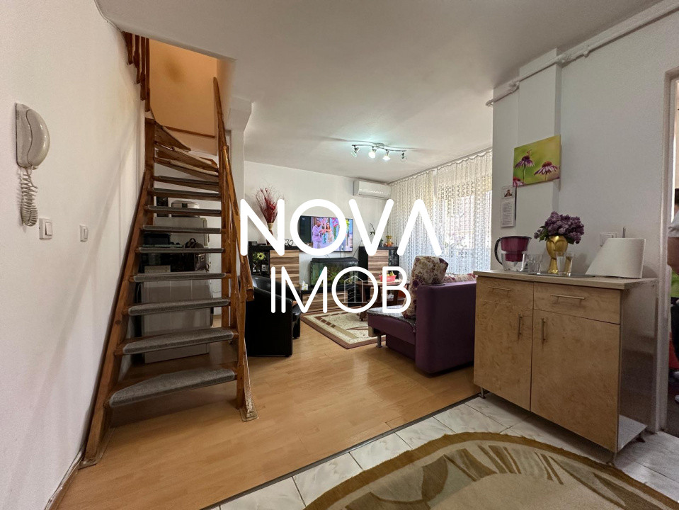 Apartament tip mansarda, intabulat Zona Vasile Aaron - Str. Soimului 