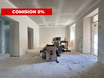 Apartament 3 camere de vanzare, Targul Vinului