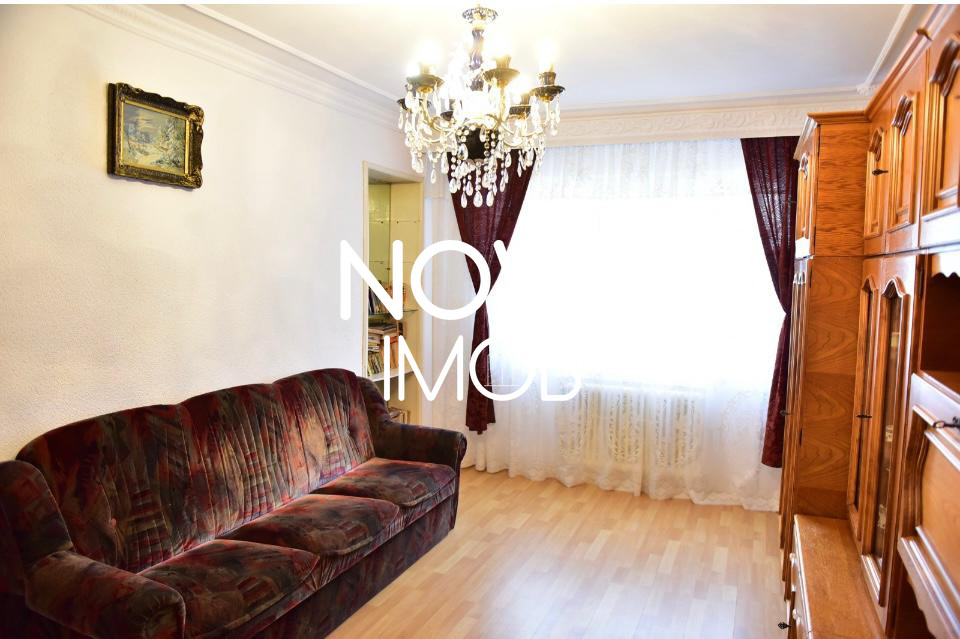 Apartament 3 camere de inchiriat - Vasile Aaron
