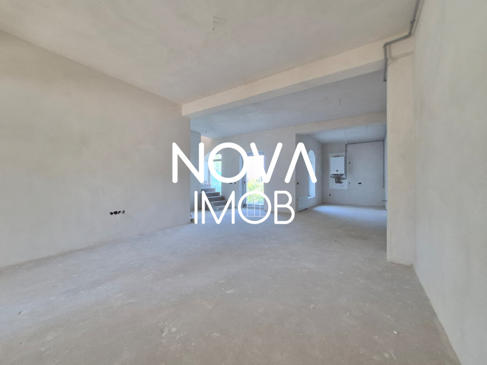 Casa generoasa cu 5 camere, 2 bai, dressing si parcare – Sura Mica
